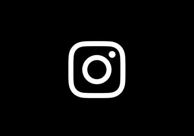 black Instagram logo